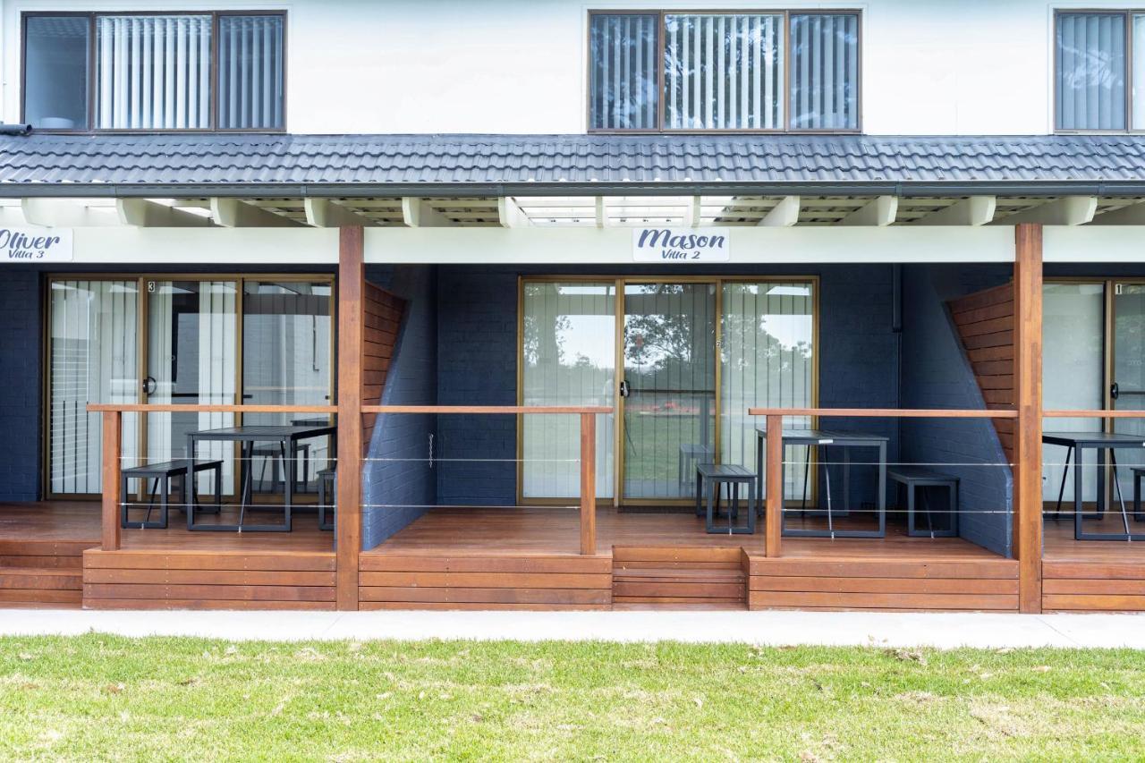 Husky 56 Beachfront Villa'S - Great Location On The Beach ハスキッソン エクステリア 写真